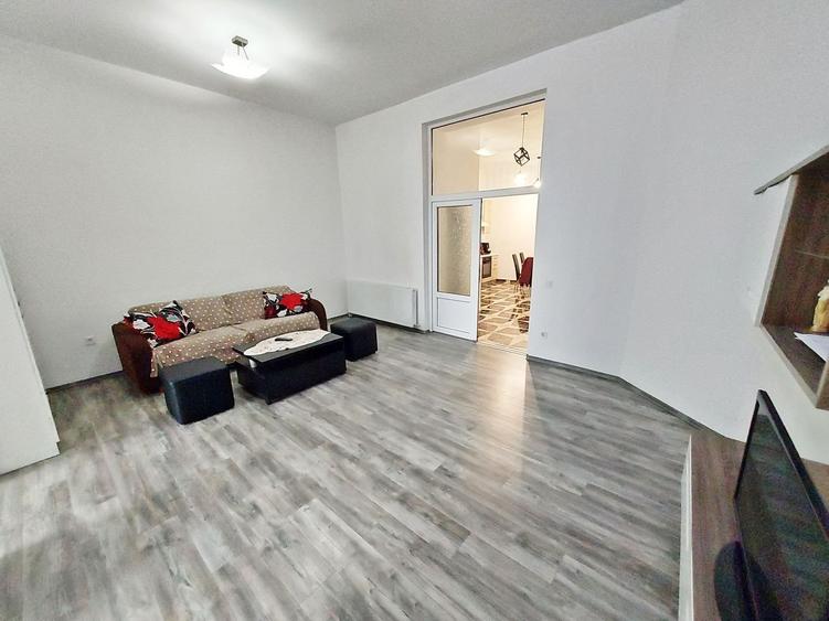 Apartament 3 camere, boxa, pod, parcare, Centru,  zona B-dul Eroilor - 19