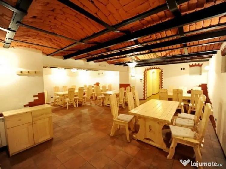 Spa?iu comercial de 1,000mp de vanzare in zona P-ta Un... - 8