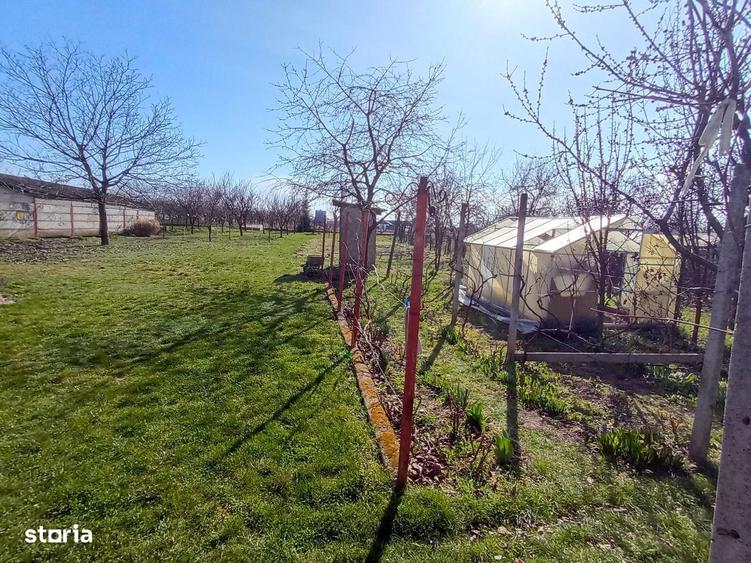 Casa in Cheriu + o casa restaurata cu 1277mp livada si gradina - 12