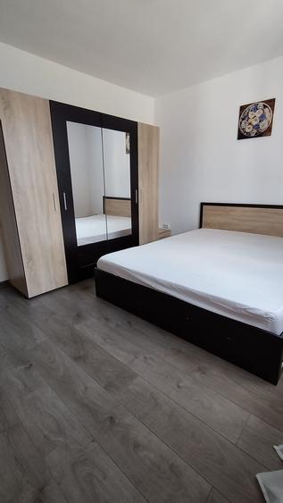Casă cu 3 camere în Petrolului