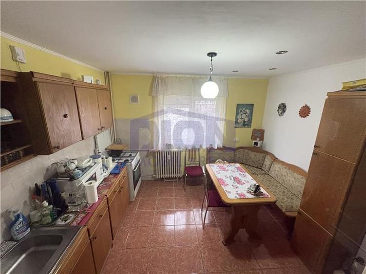 Nerva Traian, 2 camere, bloc mixt, 60mp, 1992, - 13