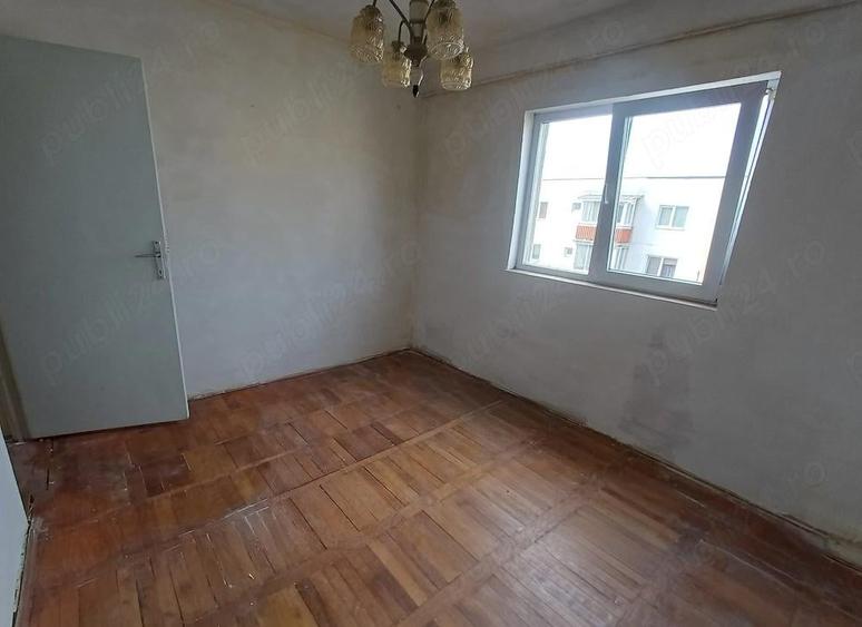 Calea Martirilor de vanzare apartament ieftin cu 2 camere - 5
