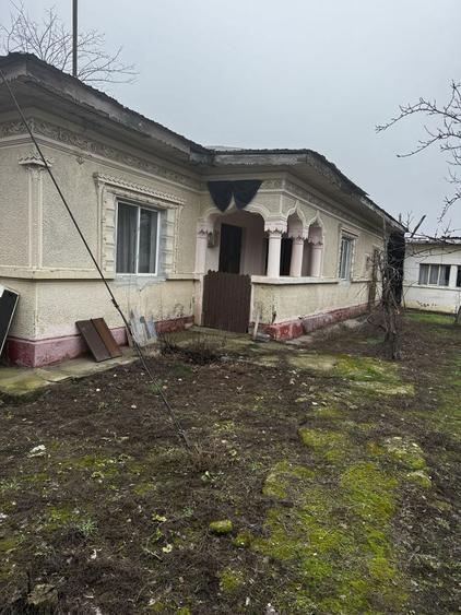 Casa cu teren 4850 mp Sabareni - 2