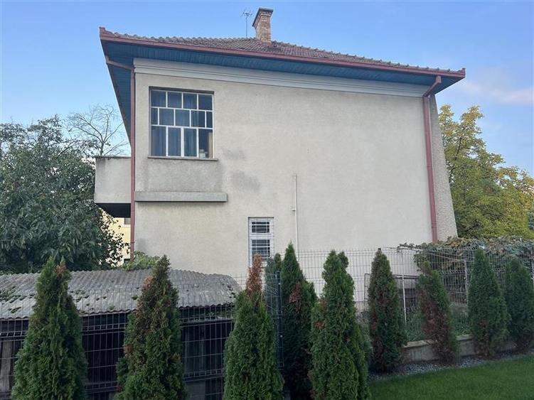 Casa individuala situata in cartierul Andrei Muresanu! - 10