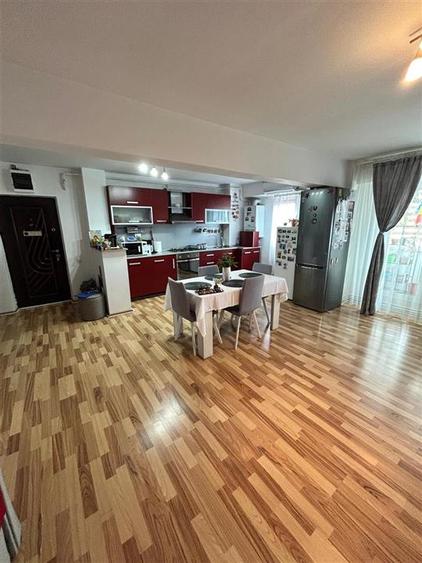 3 camere, Bloc cu lift, decomandat, 81 mp, Dorobanti - Bariera - 1
