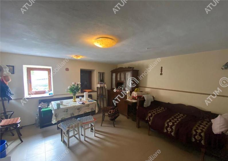 Casa cu 4 camere si anexe in comuna Mohu din Selimbar - 5