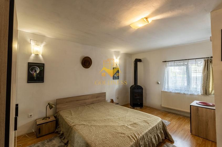 1 camera, curte, 42 mp, Andrei Muresanu, Zona Engels Bistro, Parcare - 2