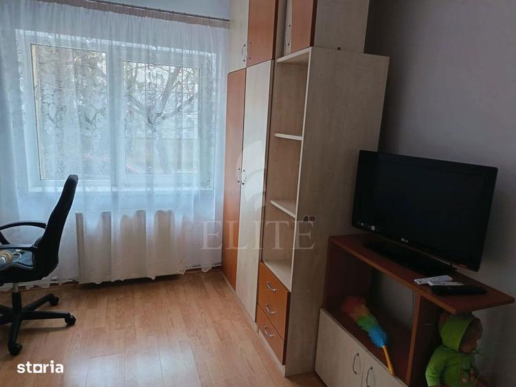 Apartament cu 3 camere decomandat, mobilat în Plopilor
