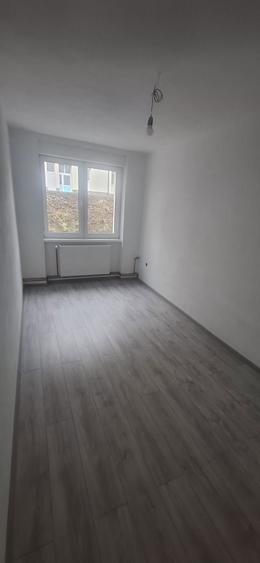 Apartament 3 camere - 8