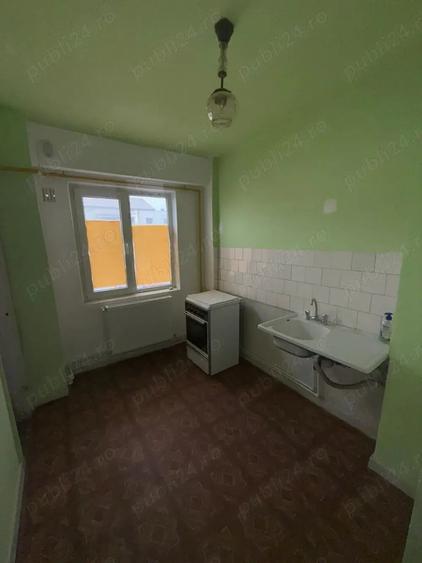 Vand Apartament cu 2 camere semidecomandat - Milcov (negociabil) - 8