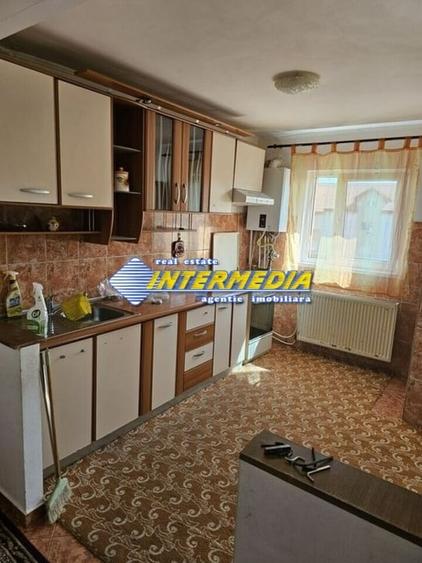Apartament 3 camere | 1 Baie | 1 Balcon | 65 mp. | DE INCHIRIAT | Ampoi 1 I - 4