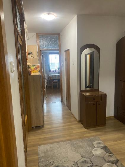 Proprietar, vând apartament spațios, 64 mp, 2 camere, decomandat  - 6