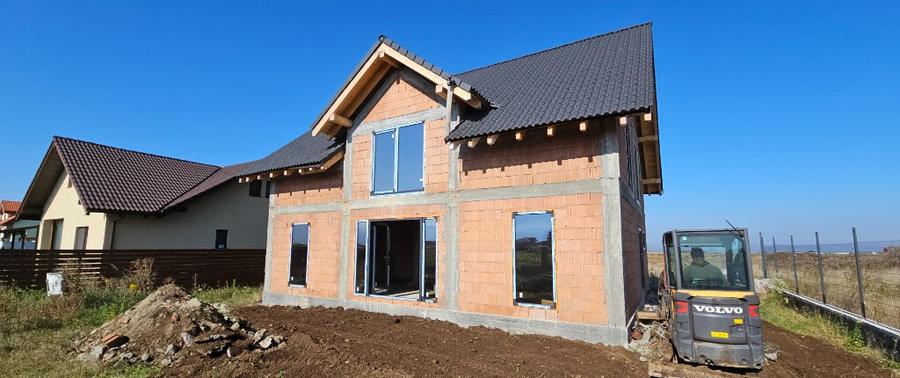 Vand casa la rosu, intabulata cu AC pana in 9/2027 - 6