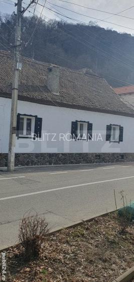 Casa 2 camere in centrul statiunii RAȘNOV Casa 2 camere in centrul statiunii RAȘNOV