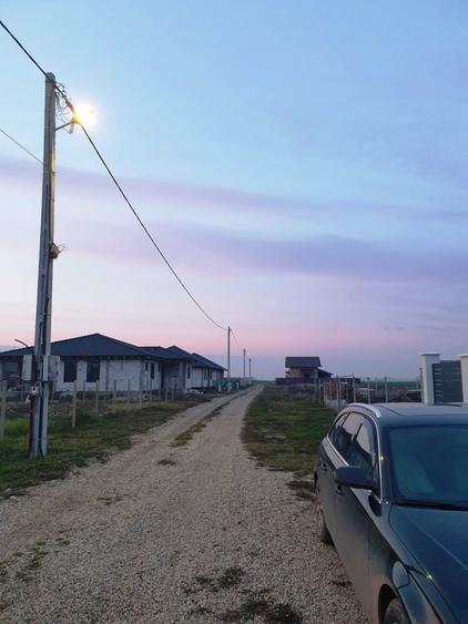 loc de casa 500 mp in LIVADA DE BIHOR cu curent si apa termala - 3