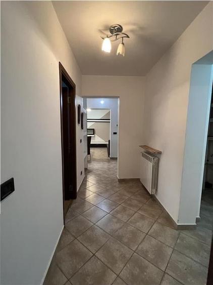 Ap 3 camere,parter, balcon, parcare, boxa, ultracentral- Scoala 9 - 13