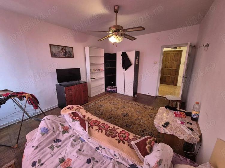 Vand apartament 2 camere Micro 1 - 4