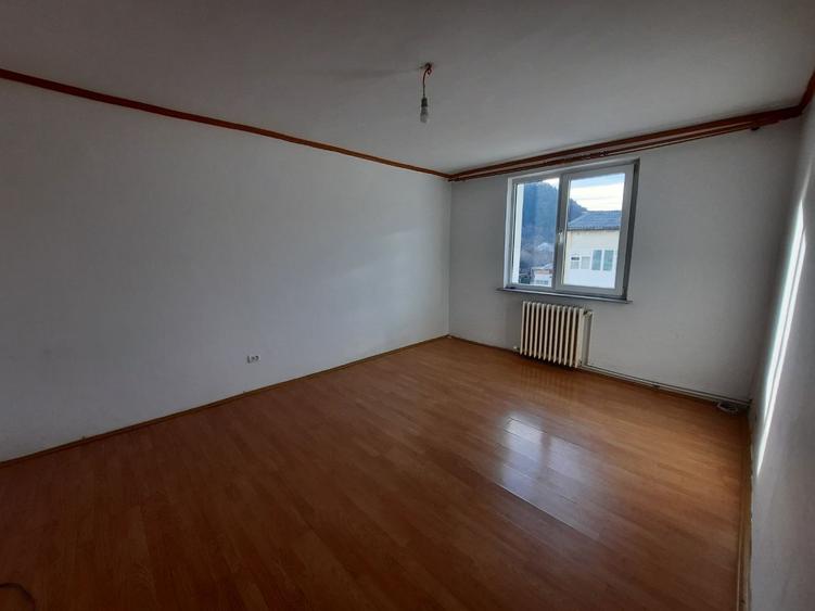 De vanzare ap 2 cam , decomandat, zona Calea Romanului, Aurorei, Cod 156883 - 2