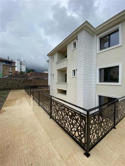 Vila - Bloc modern de 11 camere zona Centrul Civic , Onix - 39