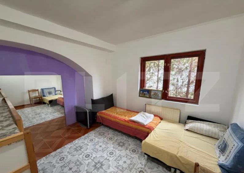 De inchiriat apartament cu 3 camere, la parter, cu terasa si - 6