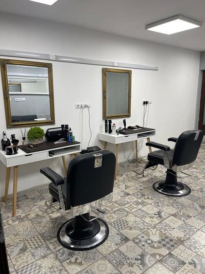 Spatiu comercial / garsoniera cu curte - 2