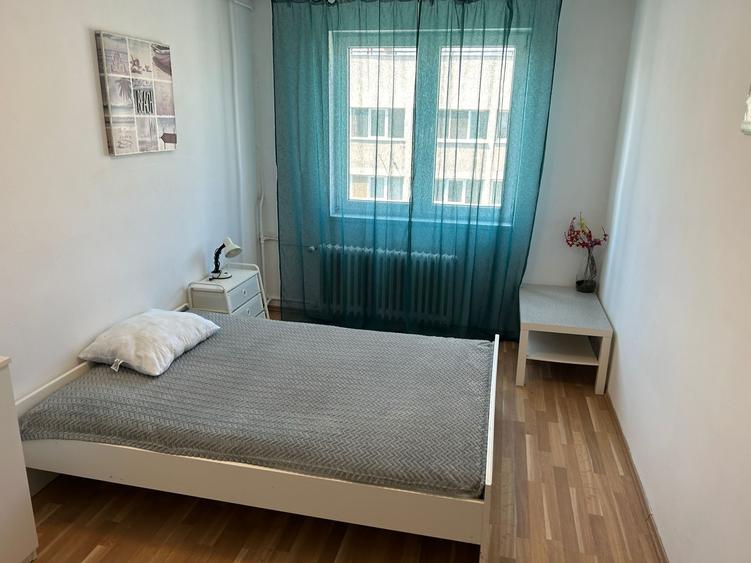 Dristor 2 Camere Etaj 10 51 Mp Bloc Turn 1970 2 Min Metrou - 2