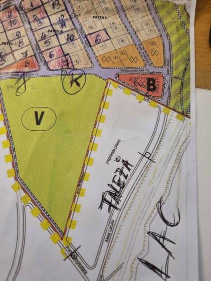 Vand Teren Malul lacului Techirghiol suprafata 653 mp -- 90 euro \mp - 4