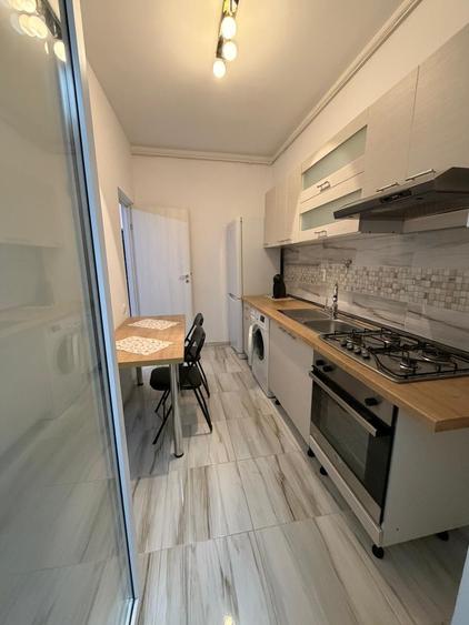 Garsoniera de inchiriat Militari Residence - 3