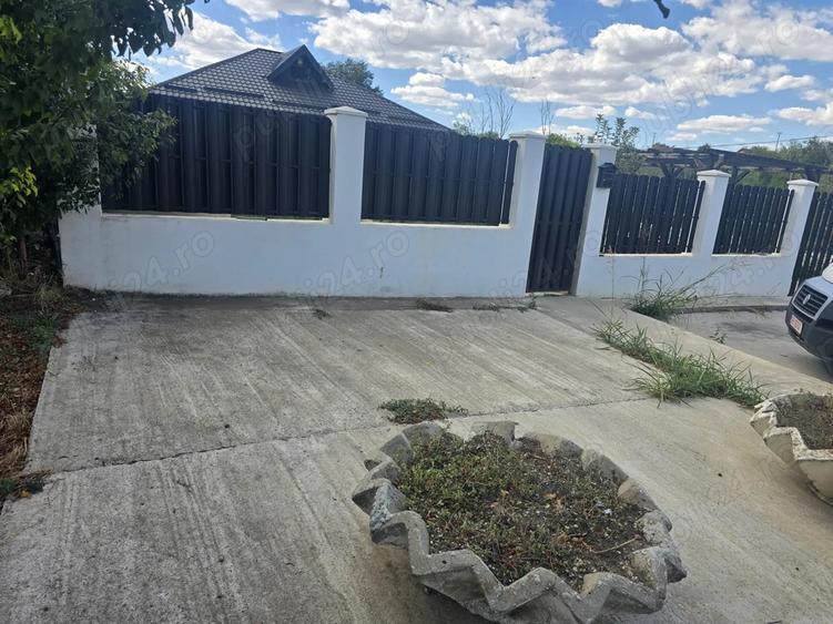 Casa de vanzare,teren2480m - 4