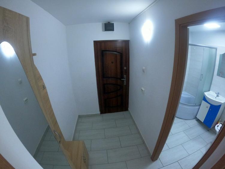 Garsonieră decomandată, mobilată în Semicentral
