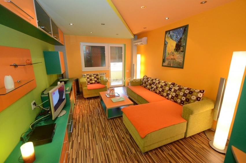 Ap tehnologic & finisari de anvergura, NOU: 1 living-3dorm-4terase-2bai, 120mp