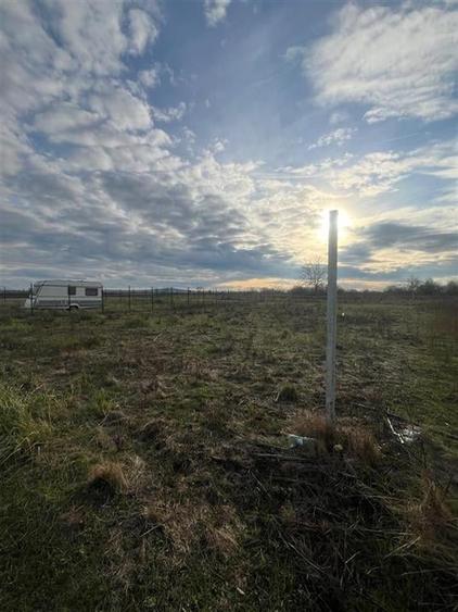 Teren intravilan de vanzare  Podgoria, 500 mp | Utilitati aproape, zona in dezv - 1