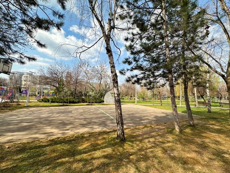 Lângă parc, renovat complet, gata să devină al tău. Totul nou! - 17