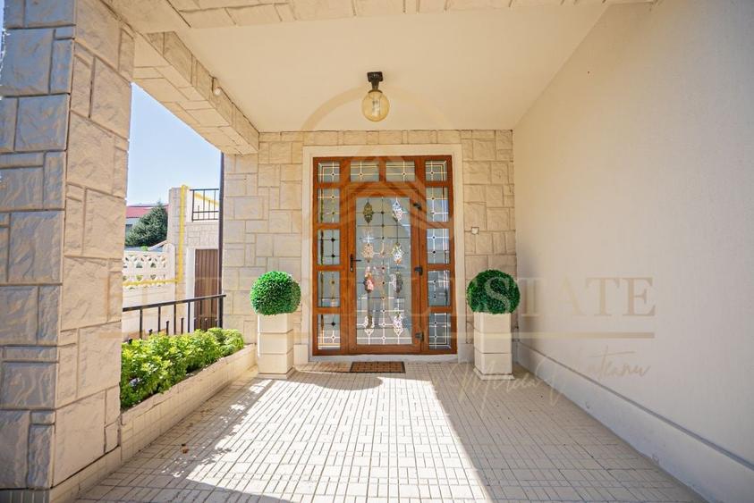 Ovidiu Sud - Zona premium - Vila impozanta, curte mare, garaj, terasa! - 47