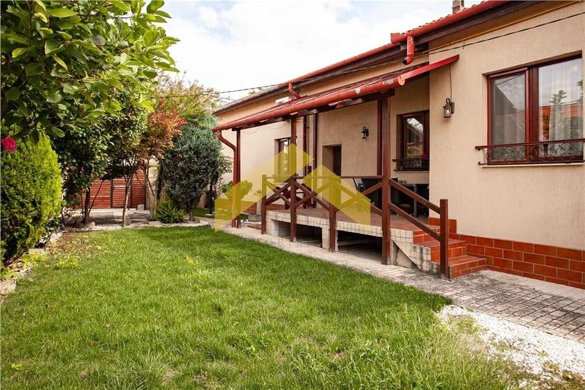 Casa de vanzare in centrul orasului Oradea - 2