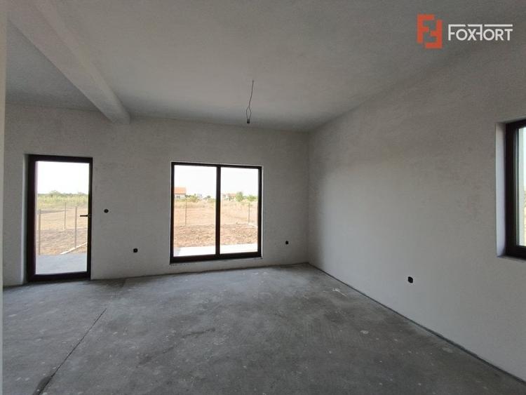 Triplex 5 camere, 2 bai, 114 mp utili, zona Plopi Timisoara - V8613 - 3