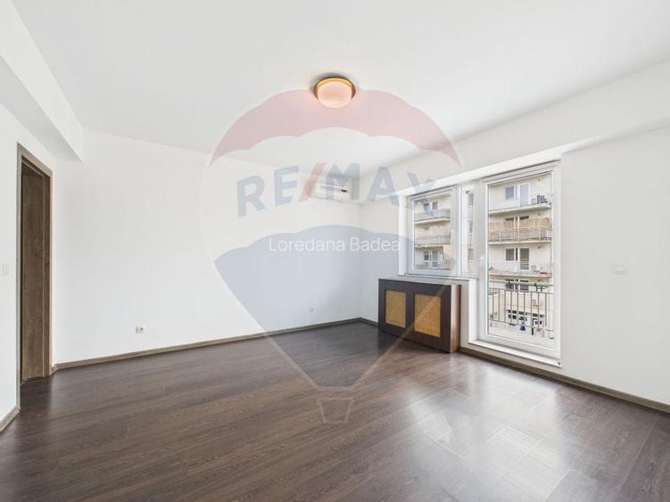 Apartament cu 3 camere de vanzare in Berceni +loc de parcare subteran Apartament cu 3 camere de vanzare in Berceni +loc de parcare subteran