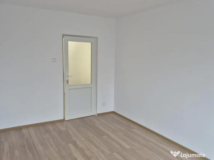 Inchiriez garsoniera nou renovata pentru birou Tiglina - 6