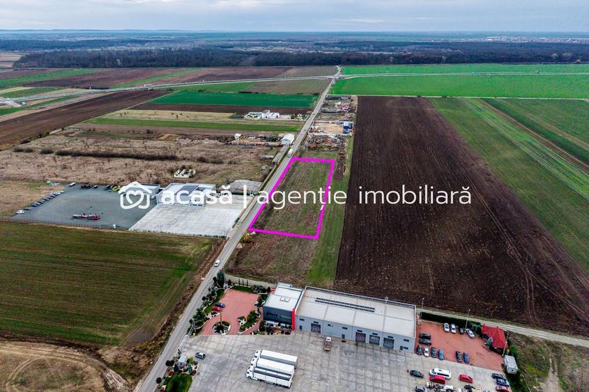 Teren agricol intravilan de 7000 mp, în Est