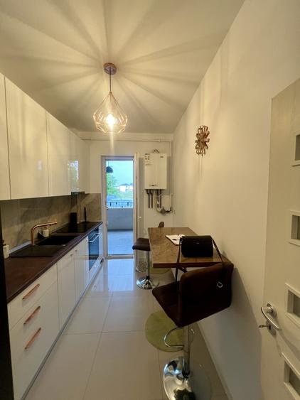 Apartament cu 2 camere decomandat, mobilat în Giroc
