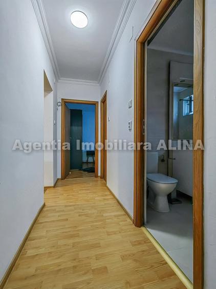 Apartament cu 4 camere decomandat în Kogălniceanu