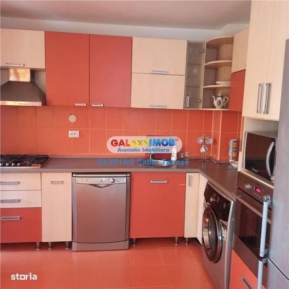 Casă cu 4 camere în Prundu