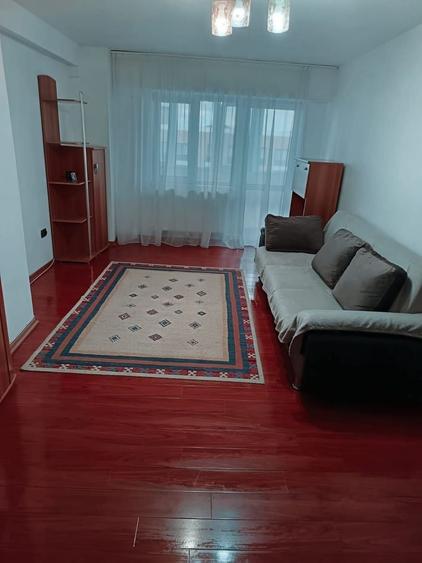 Apartament cu 2 camere decomandat în Micro 11