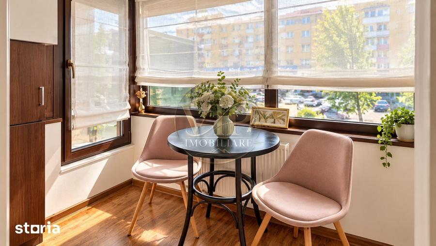 Apartament cu 3 camere în Cetate