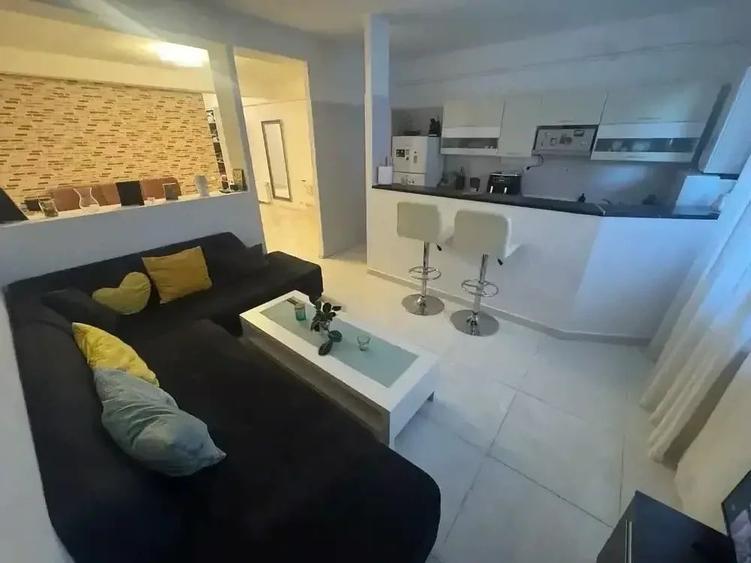 Apartament cu 2 camere nedecomandat în Exterior Vest