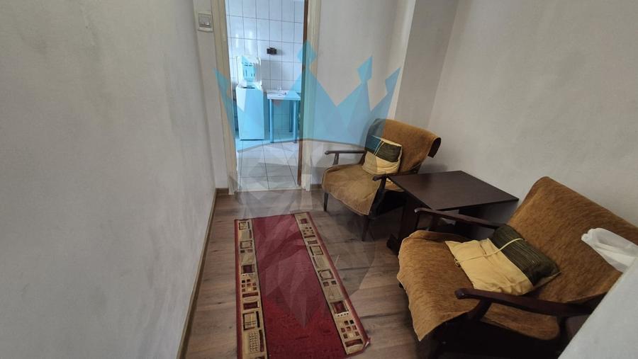 Apartament cu 2 camere decomandat, mobilat în Calea Victoriei