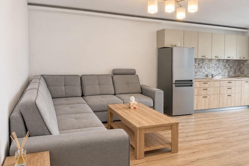 Apartament cu 2 camere semidecomandat, mobilat în Mărăști