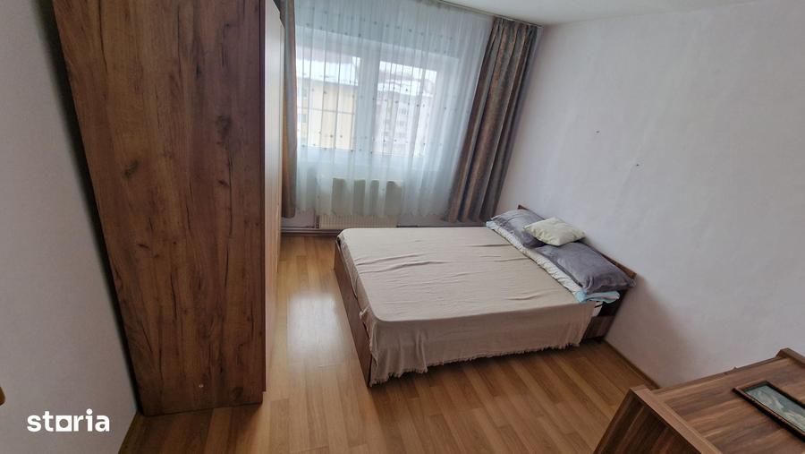 Apartament cu 3 camere în Dârste