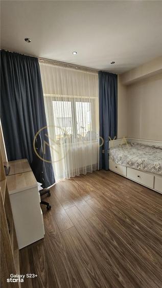 Apartament cu 4 camere decomandat, mobilat în Central