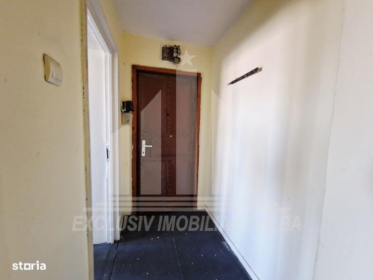 Apartament cu 3 camere decomandat în Ultracentral
